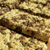 Homemade Chocolate Chip Granola Bars Recipe